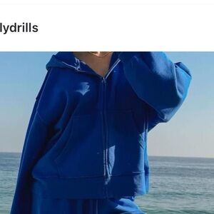 daily drills cobalt blue oversized zip up hoodie. Size xs/s never worn!